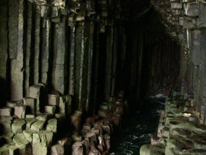 Finagal's Cave Staffa