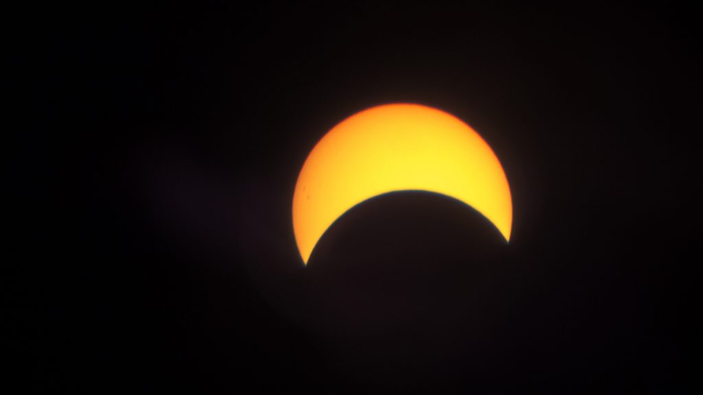 Partial solar eclipse of August 21, 2017, from Quebec, Canada.
